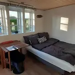 Cozy Tiny Room, Mini Kitchen And Bathroom 3* Otterup