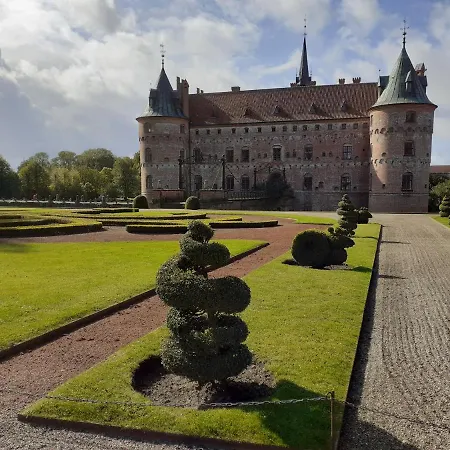 Cozy Tiny Room, Mini Kitchen And Bathroom Bed and breakfast