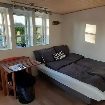 Cozy Tiny Room, Mini Kitchen And Bathroom 3* Otterup