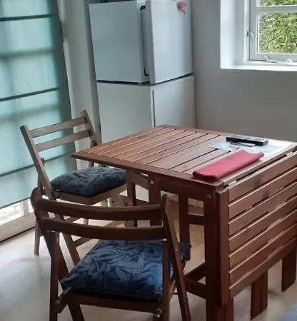 Cozy Tiny Room, Mini Kitchen And Bathroom Bed and breakfast 3*