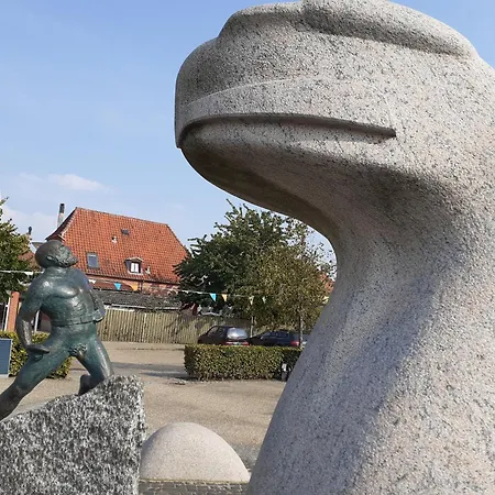 Cozy Tiny Room, Mini Kitchen And Bathroom Bed & Breakfast